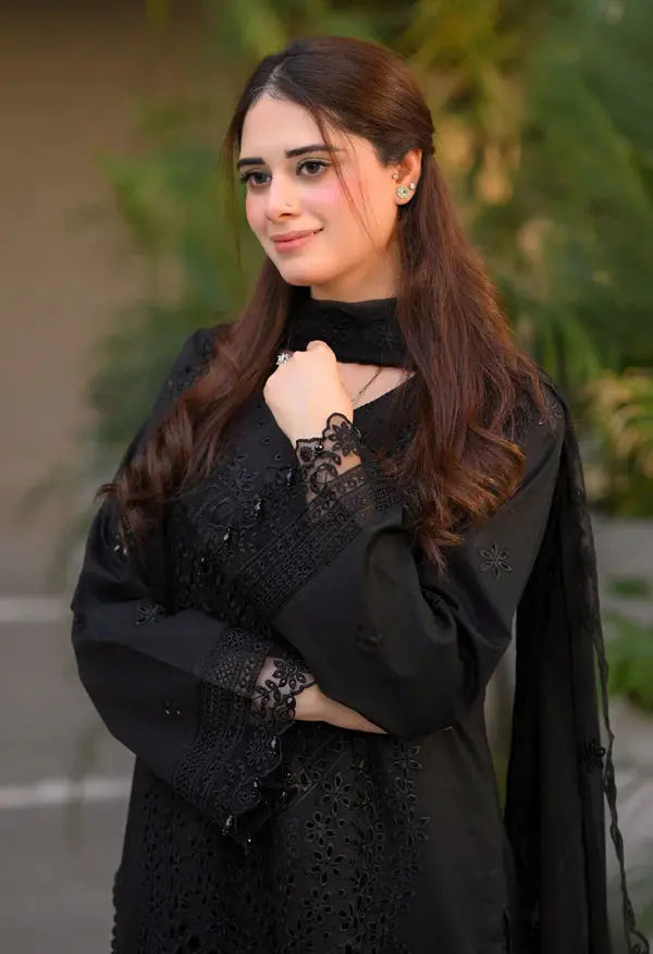 chikankari embroidered lawn suit dupatta